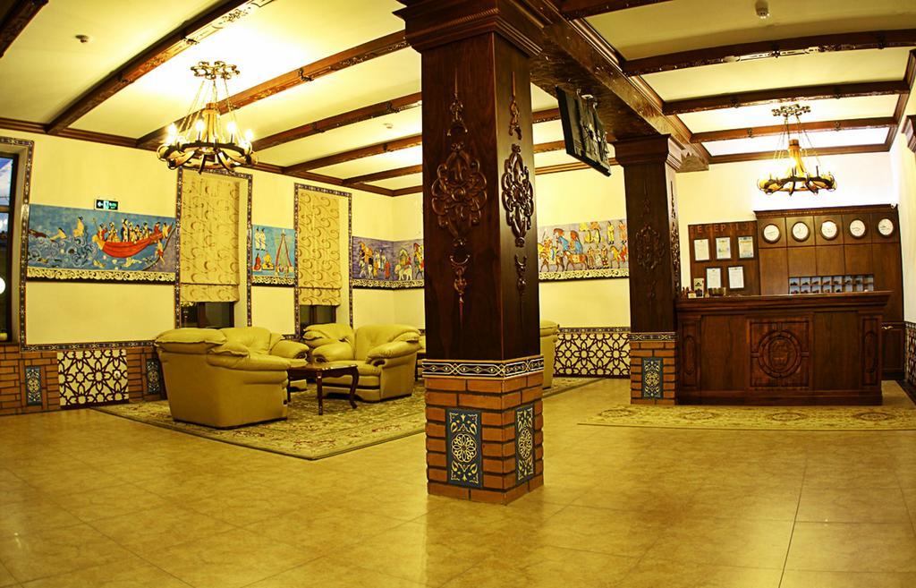 Platan Hotel Samarkand Buitenkant foto