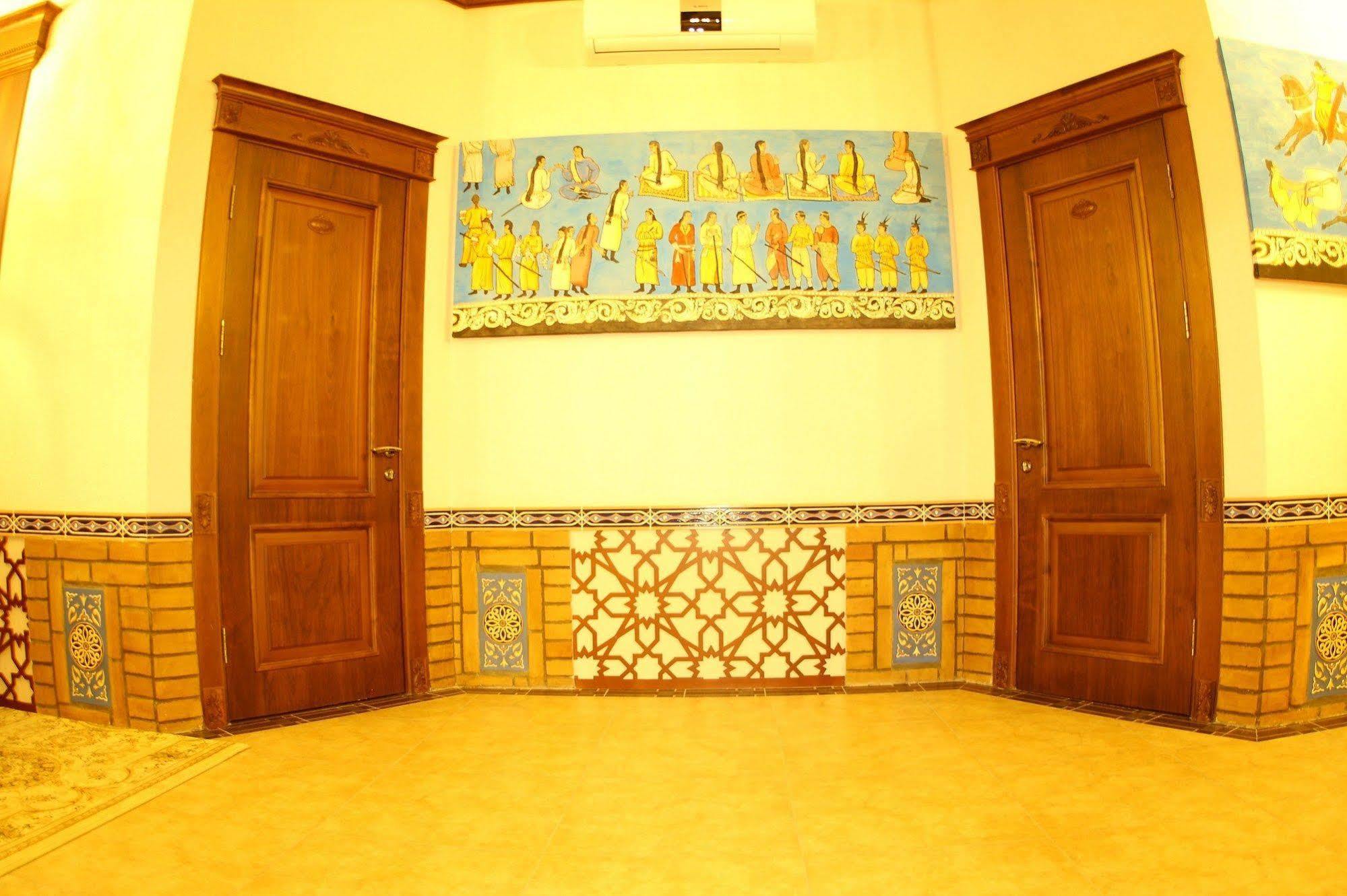 Platan Hotel Samarkand Buitenkant foto